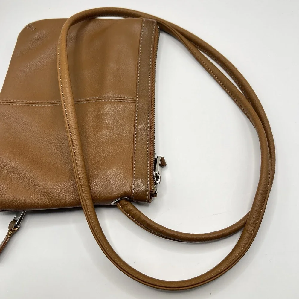 Tignaello Leather Zippered Crossbody Bag‎ Brown Small